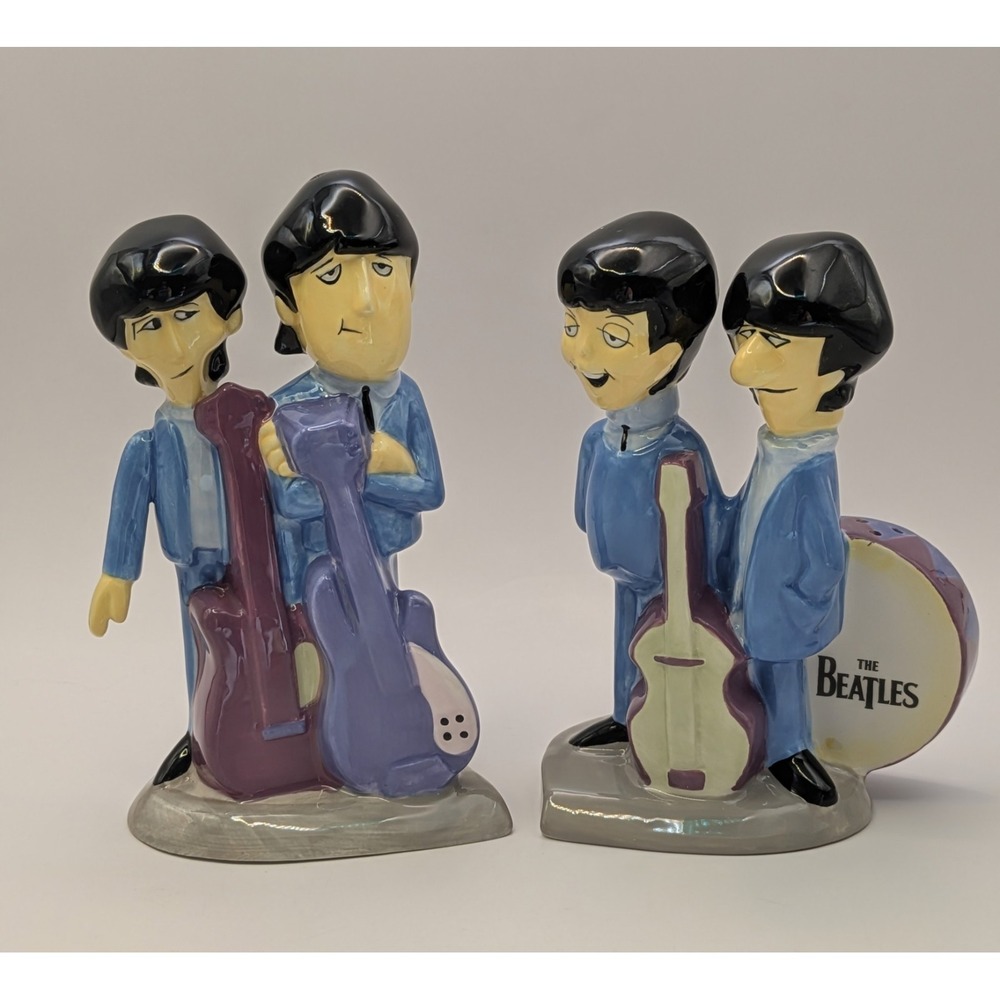 The Beatles Animated 2004 Vandor Apple Salt & Pepper Shakers NEW In Box‎